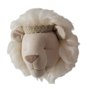 Lew naturalny z śmietankową grzywa